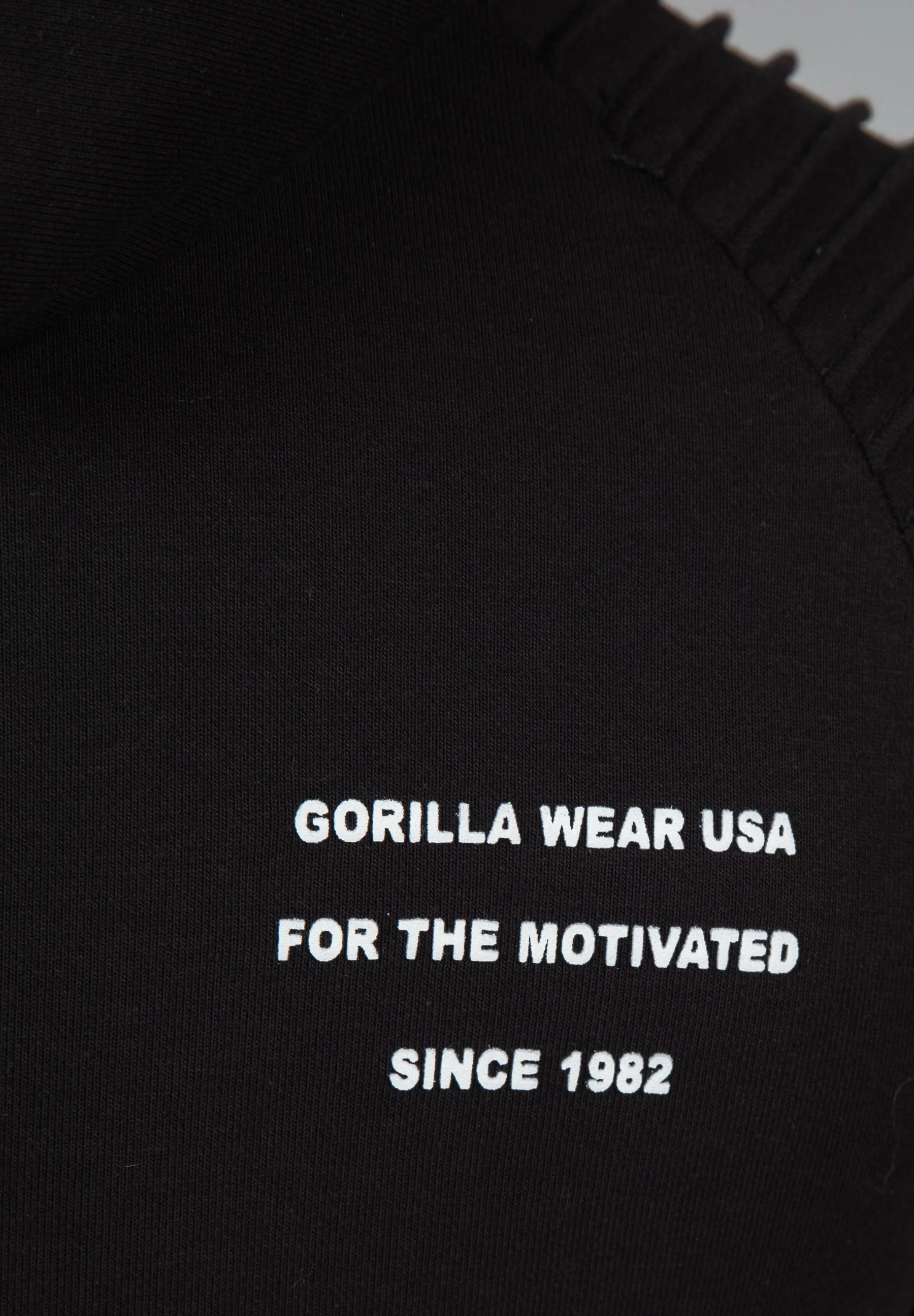 Duks për meshkuj, Gorilla- i zi