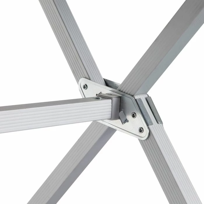 tavolinë palosëse kampingu BRUNNER Silver Gapless Level 6 0406077N 140x81x70cm me nivelues, alumin, çantë transporti, argjendtë