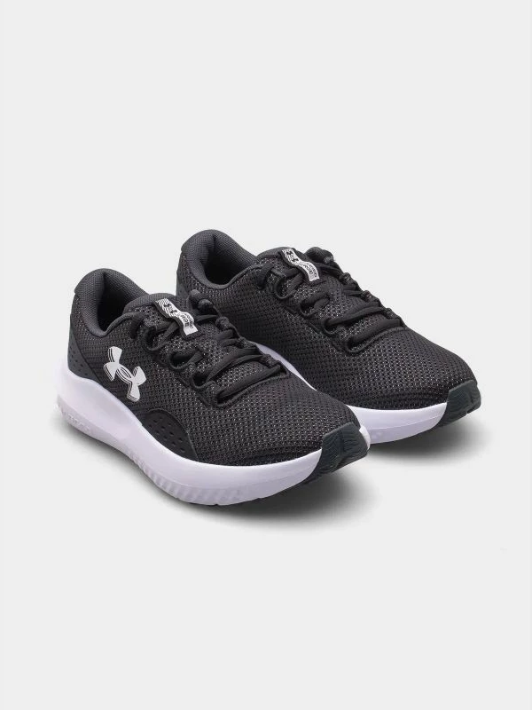 Atlete për femra Under Armour, të zeza