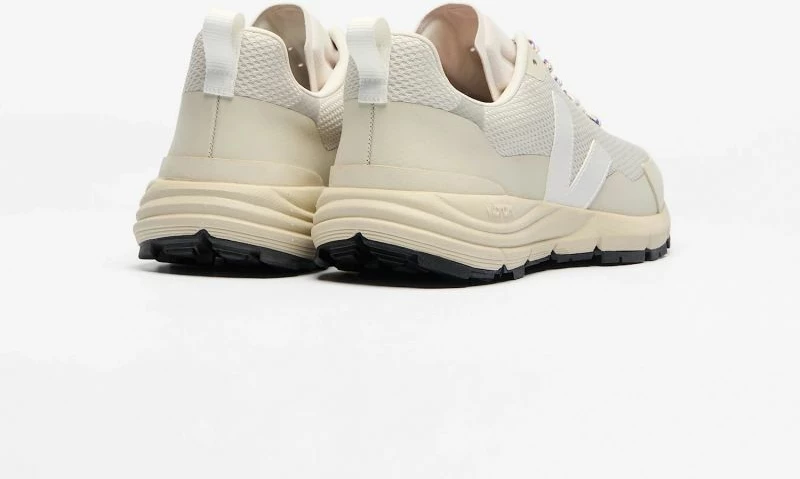 Atlete për femra Veja, të bardha