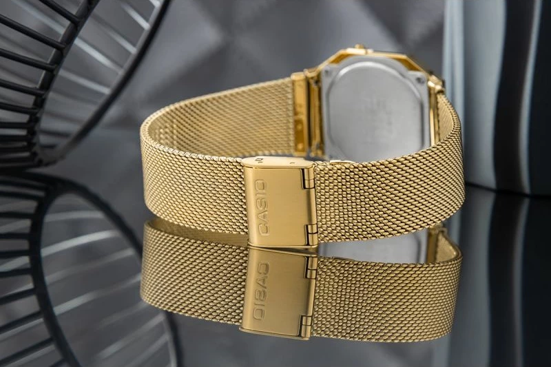 Orë dore për meshkuj Casio, ari
