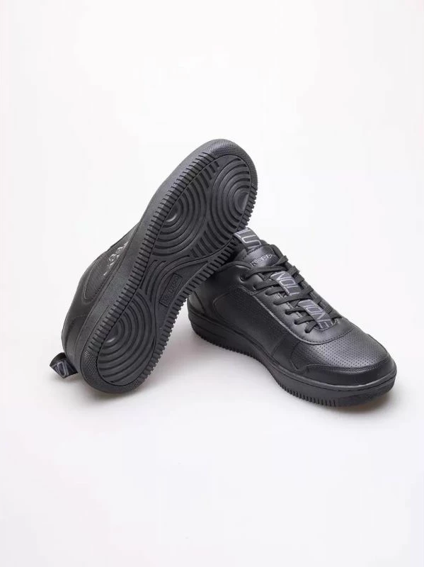 Atlete për meshkuj Kappa, Fogo Oc M, të zeza