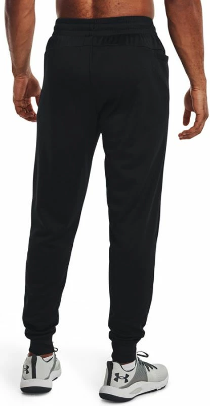 Pantallona sportive për meshkuj Under Armour, të lirshme