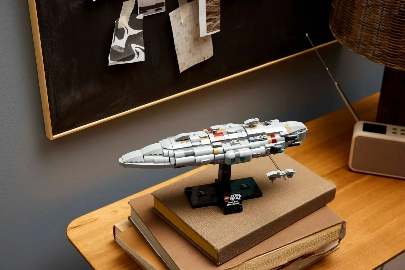 Set LEGO Star Wars Home One Starcruiser, 75405
