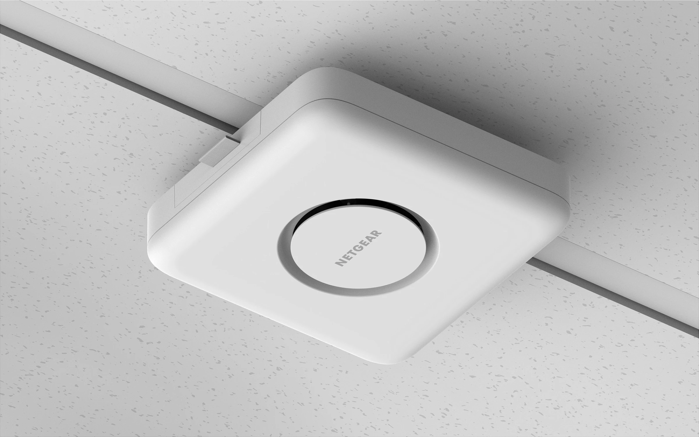 Access point NETGEAR WBE758, Wi‑Fi tri-band 2.4/5/6 GHz, 10GbE, PoE, i bardhë
