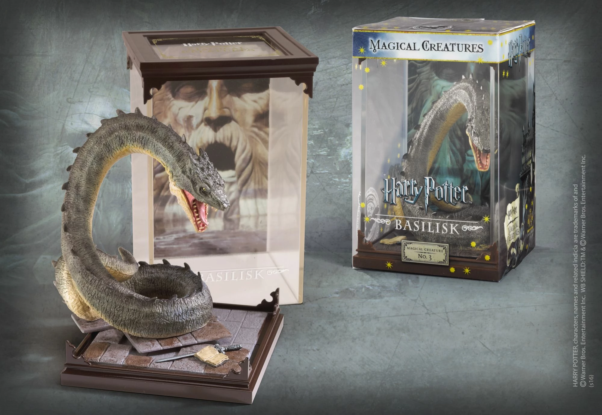 Figurinë koleksionuese Noble Collection Harry Potter Magical Creatures Basilisk 18.5 cm, me kuti akrilike
