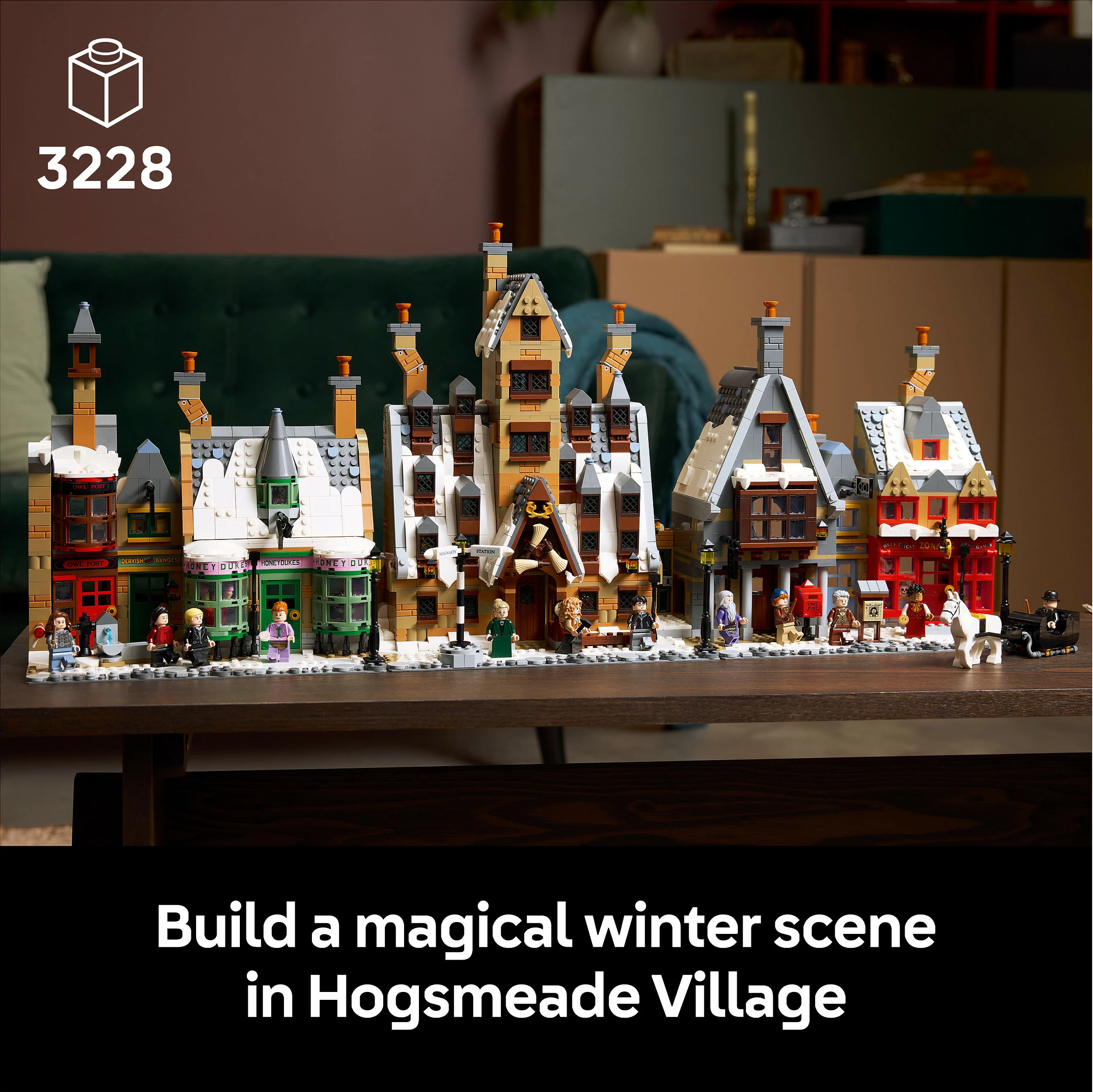 Set ndërtimi LEGO Harry Potter 76457 Hogsmeade Village (Collectors Edition), 3228 copë, 18+, multicolor