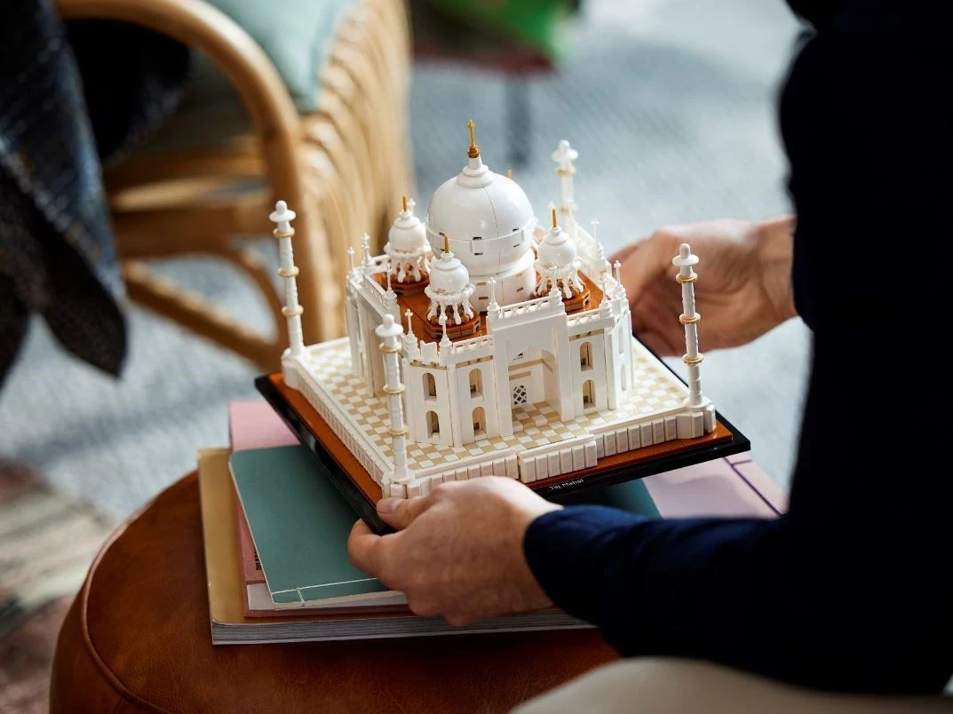 LEGO ARCHITECTURE Taj Mahal 21056