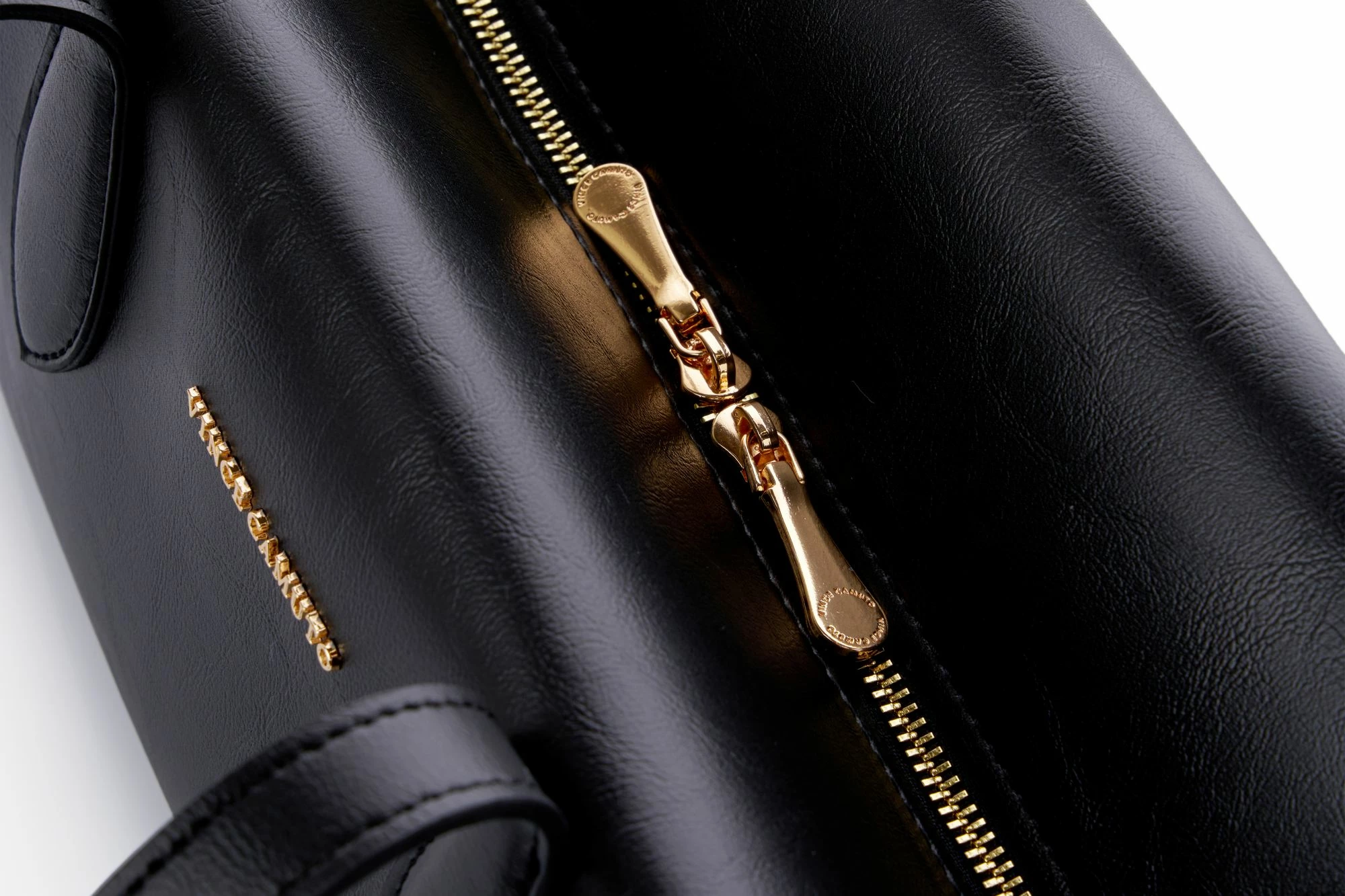 Çantë krahu, ngjyrë e zezë, Vince Camuto Liguria