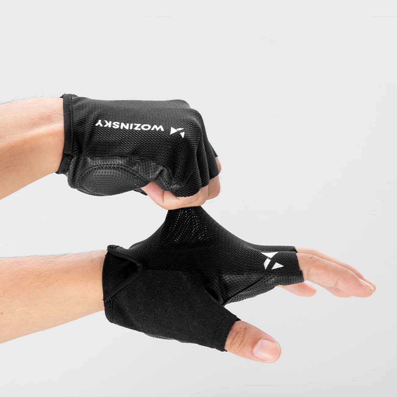 Doreza çiklizmi Wozinsky WRR-01XL XL, të ajrosshme, anti-shqitje, e zezë