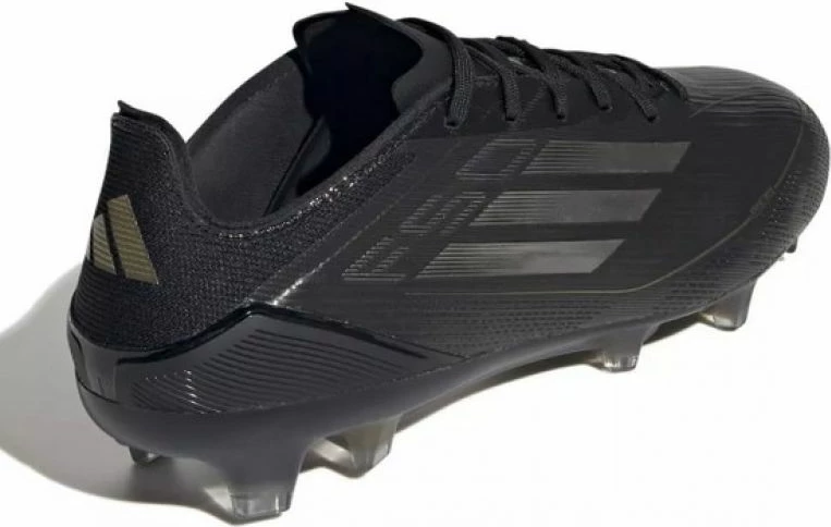 Atlete futbolli adidas për meshkuj dhe fëmijë, të zeza [Madhësia: 41 1/3]