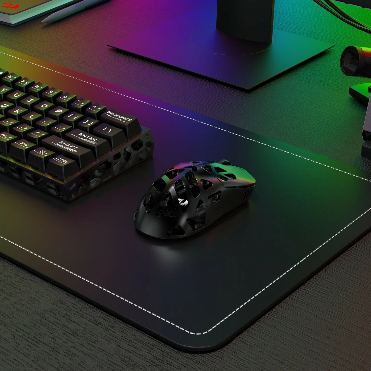 Maus gaming Redragon M997 Prism Pro, wireless/USB-C, 26000 DPI, i zi
