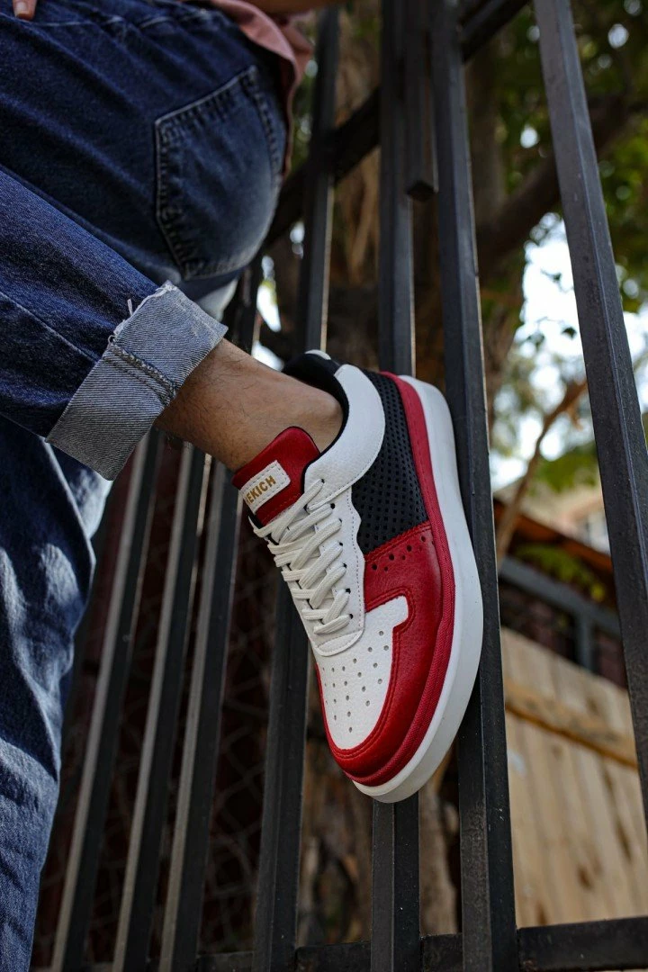 Atlete për meshkuj, Chekich 109