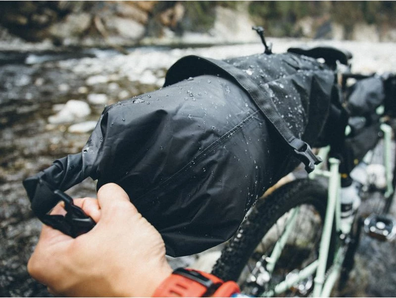 Çantë bisiklete Topeak BackLoader 6L, najlon/polietilen