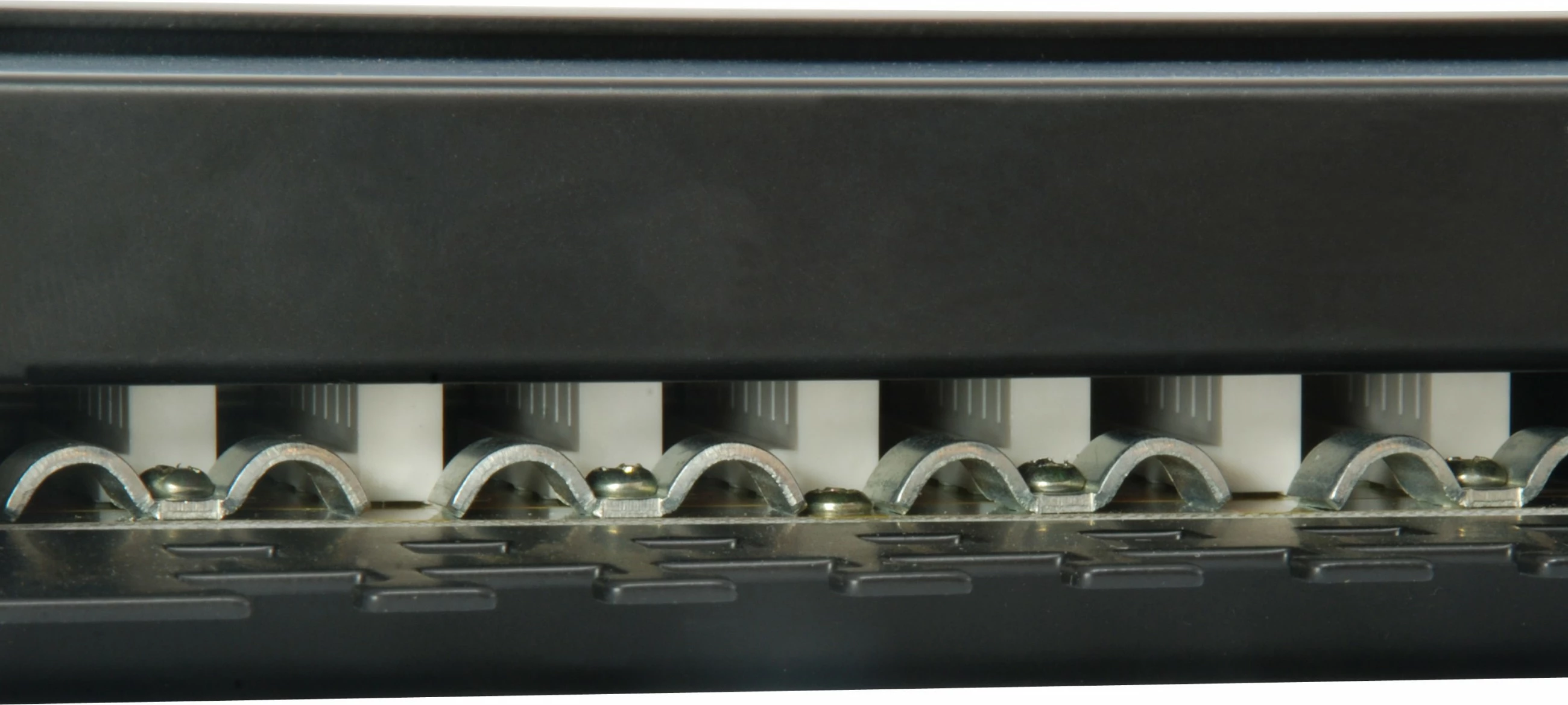 Patchpanel EQUIP 24x RJ45 Cat6 19 inç FTP 1HE, e zezë