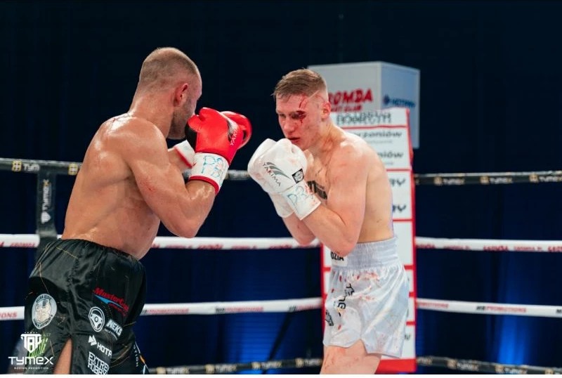 Doreza boksi Yakimasport Wolf L 10 oz, të bardha