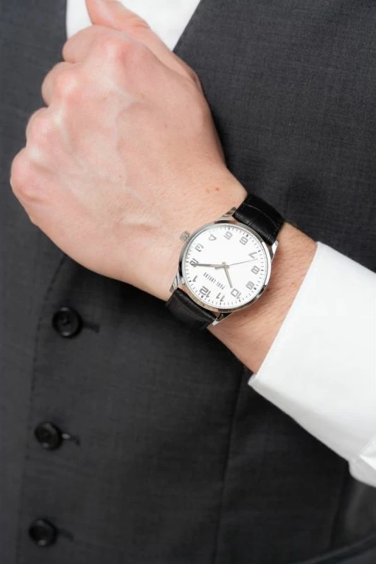 Orë dore për meshkuj Paul Lorens, e zezë