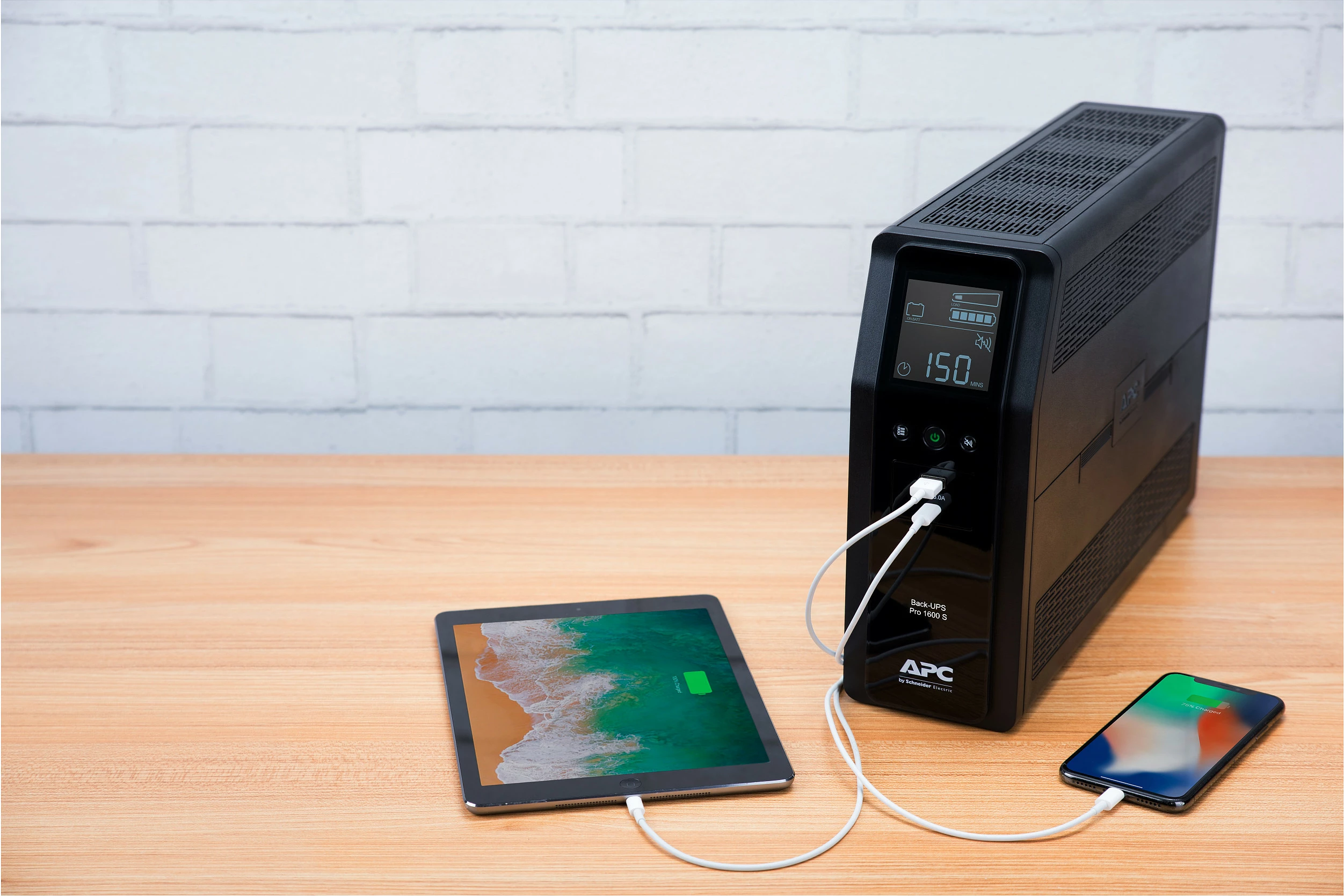 UPS APC Back-UPS Pro 1600S, 1600VA/960W, 8x IEC C13, Sine Wave, AVR, LCD, USB-A + USB-C, Mini Tower, e zezë