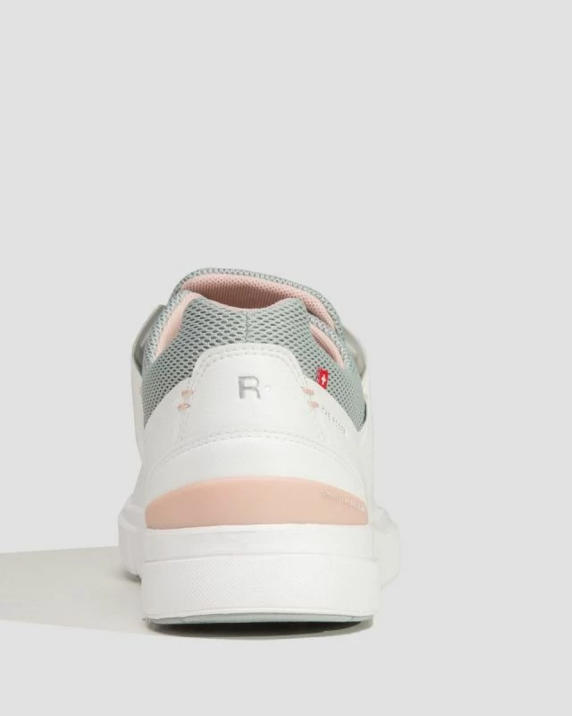 Atlete femra On Running, të bardha