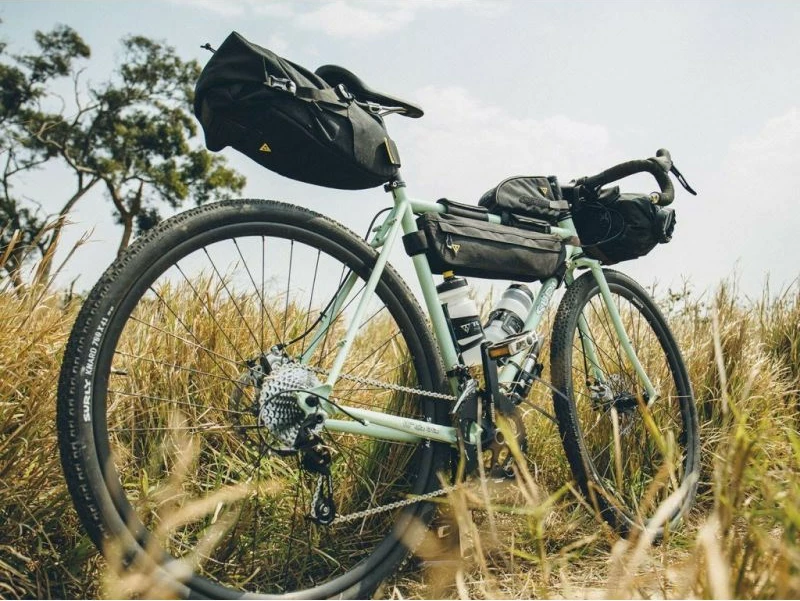 Çantë bisiklete Topeak Backloader 15L, e zezë