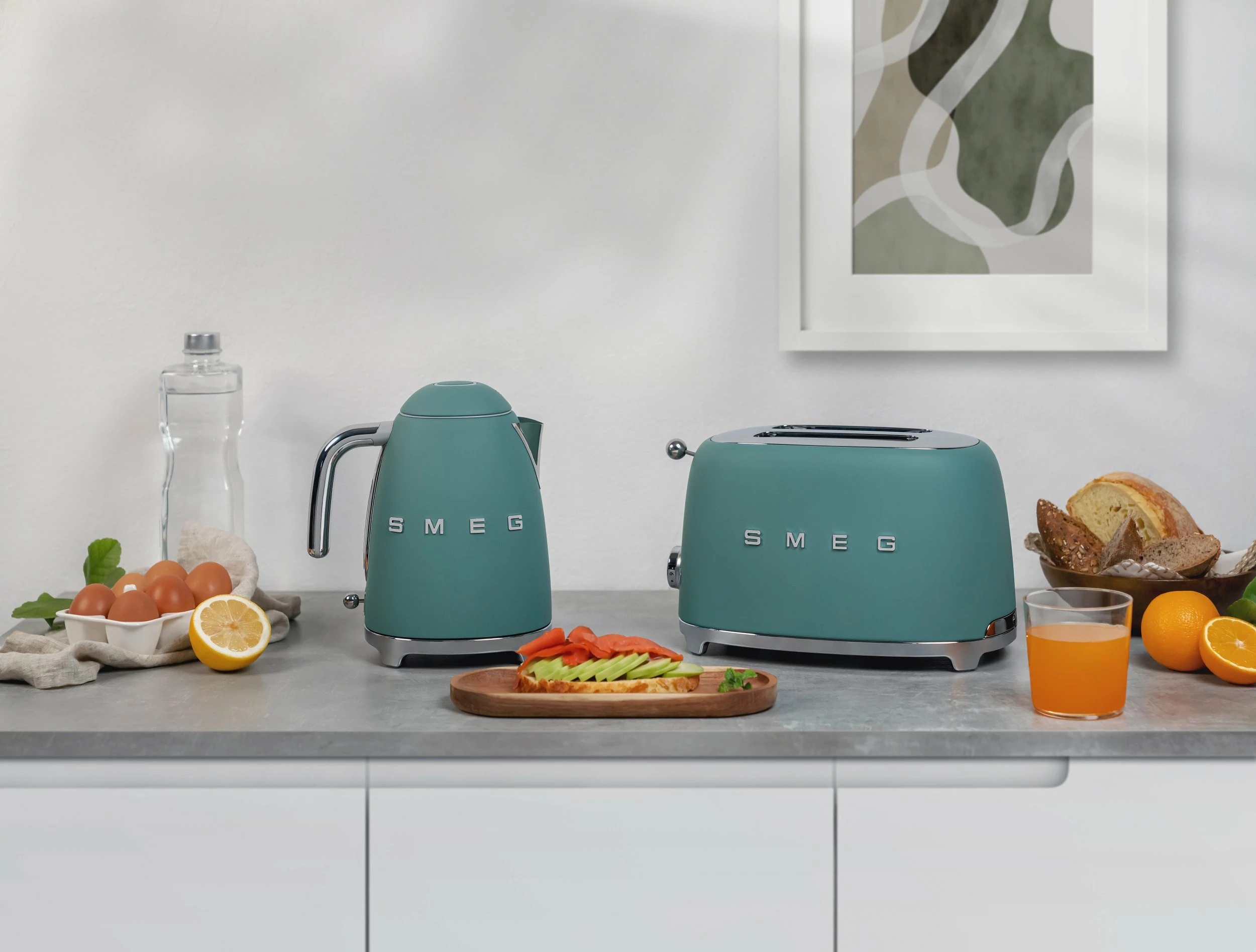 Çajnik elektrik SMEG KLF03EGMEU 1.7 L 2400 W, jeshile smerald matte