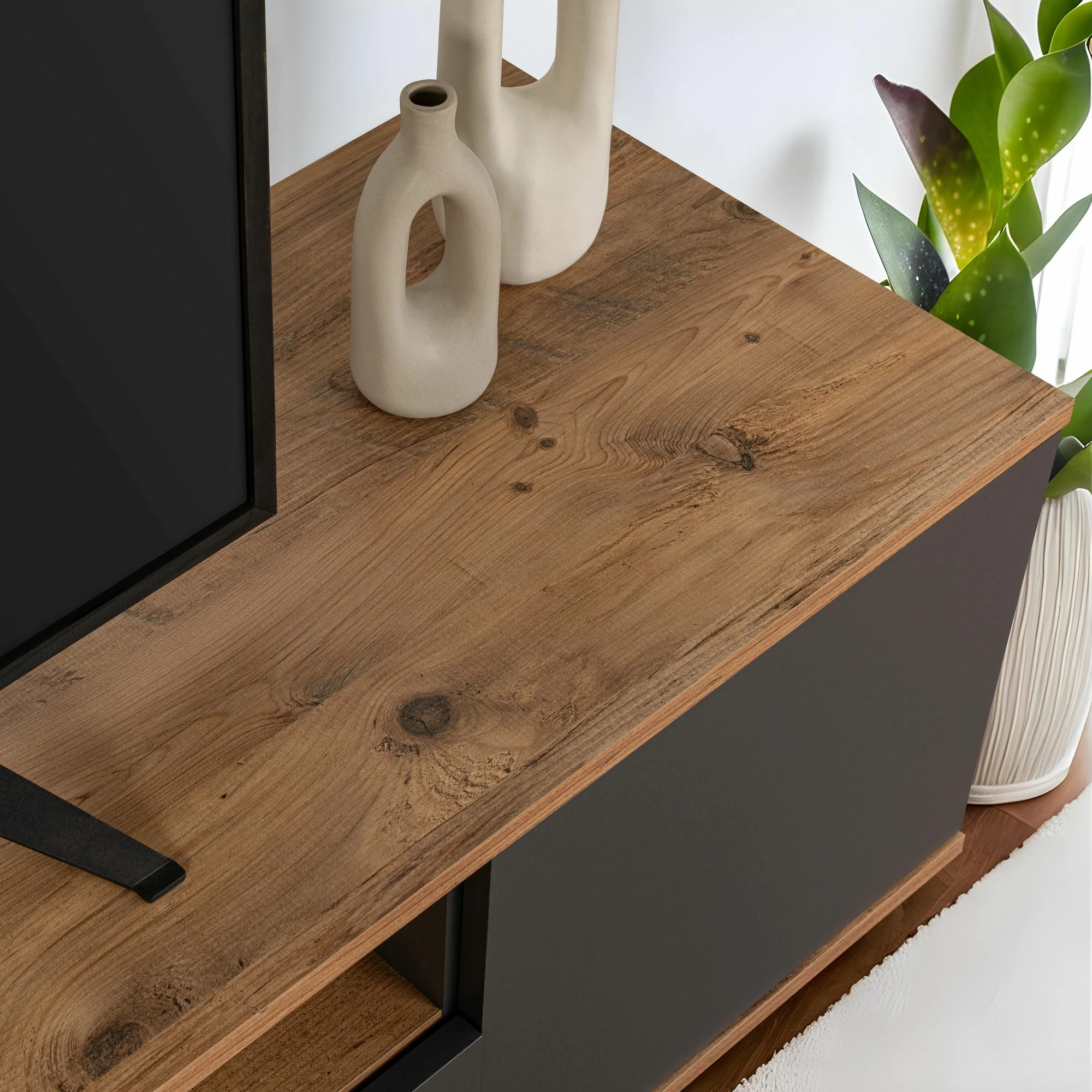 Komodë TV Skye Decor, ngjyrë antracit dhe pishë atlantike, Veramont