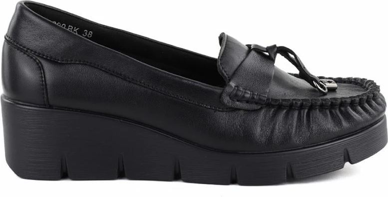 Këpucë lëkure për femra Vinceza 39990, të zeza