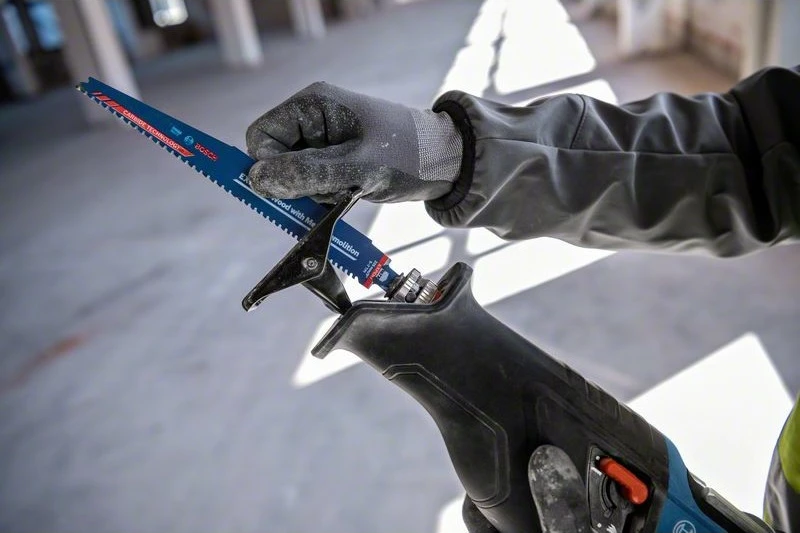 Sharrë reciproke Bosch GSA 18V-28 Professional, pa kabllo, BITURBO Brushless, 18V, blu
