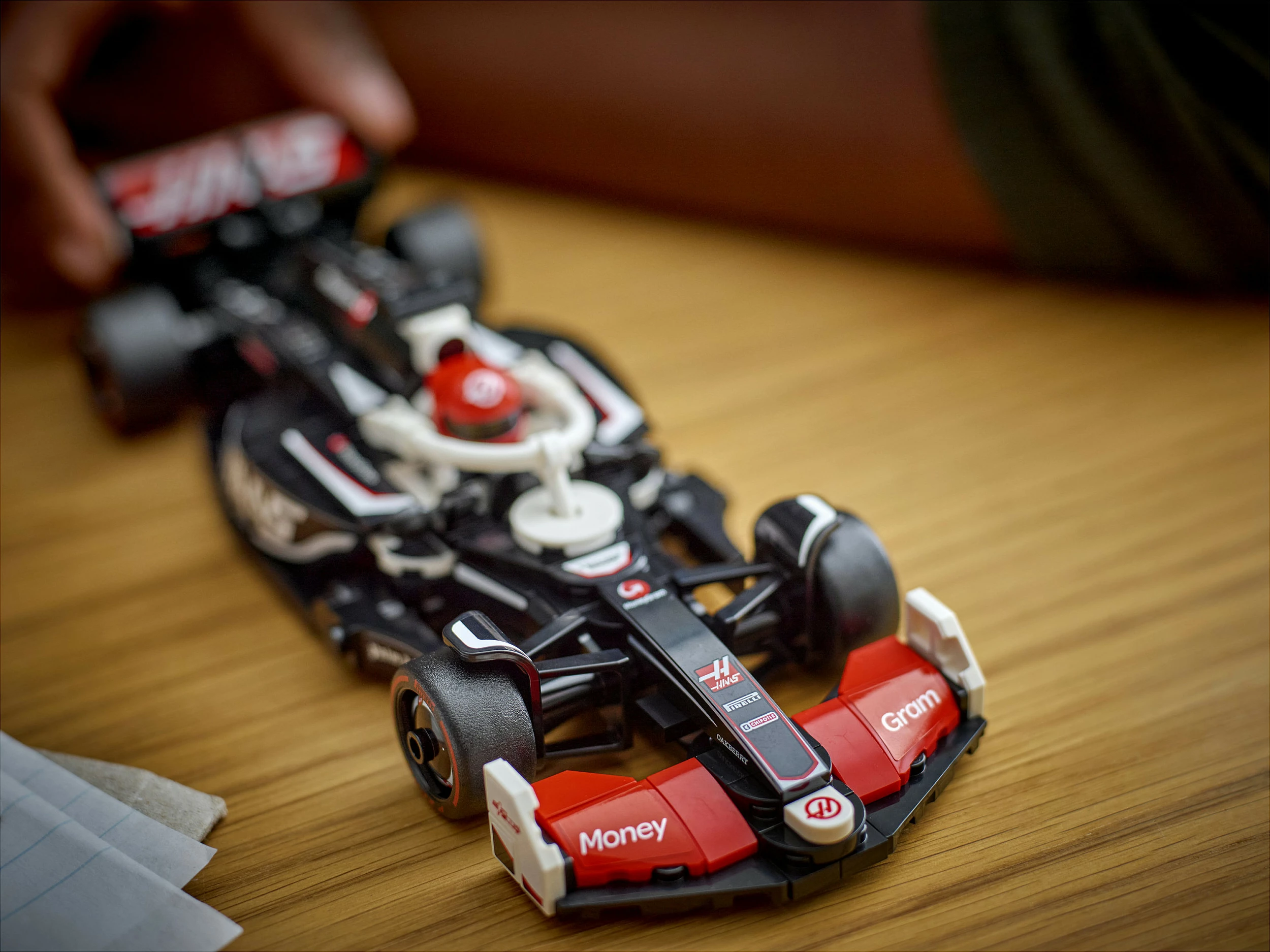 Set ndërtimi LEGO MoneyGram Haas F1 Team VF-24, 242 pjesë, shumëngjyrësh