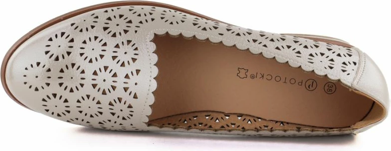 Këpucë femrash Potocki SZ12320, të arta