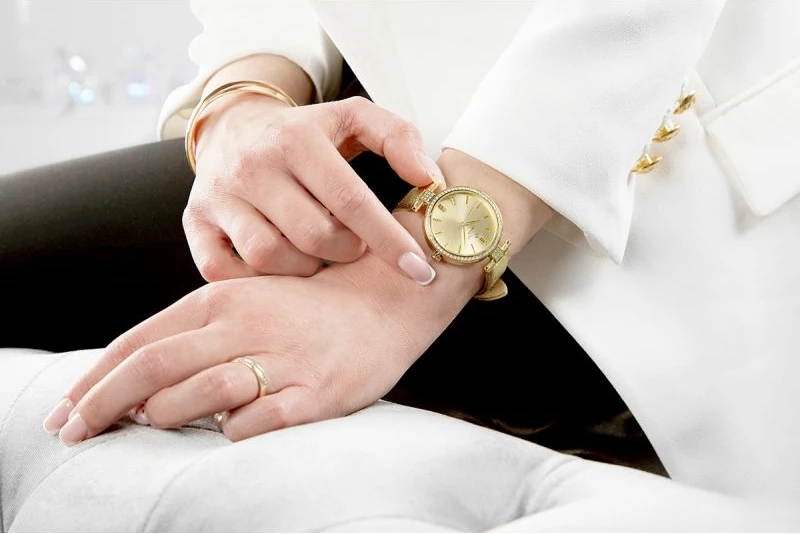 Orë dore femrash Giewont GW9890-A3, e artë