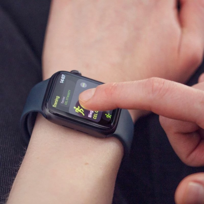 Mbrojtës xhami hibrid për Apple Watch 45mm Wozinsky, i zi