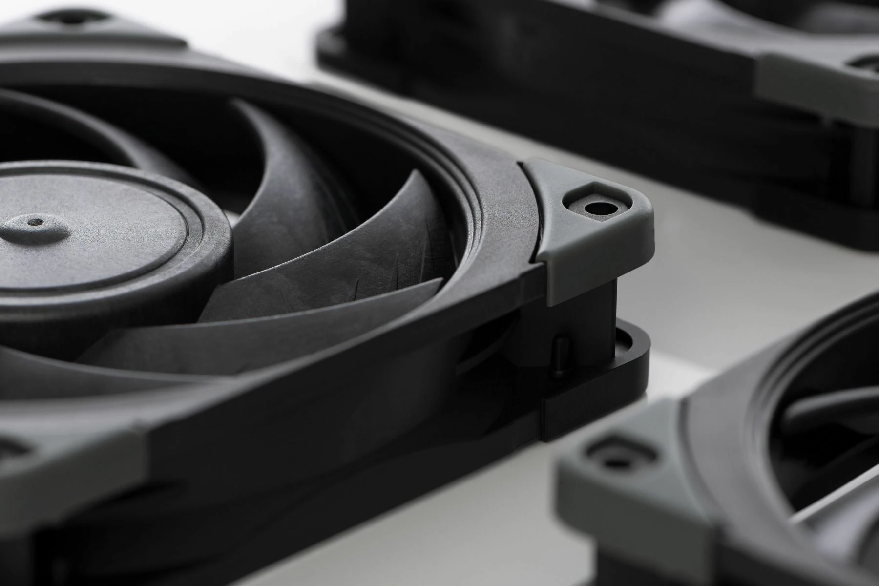 Ventilator PC Noctua NF-A12x25 PWM chromax.black.swap 120mm 4-pin 2000rpm, i zi, 1 copë