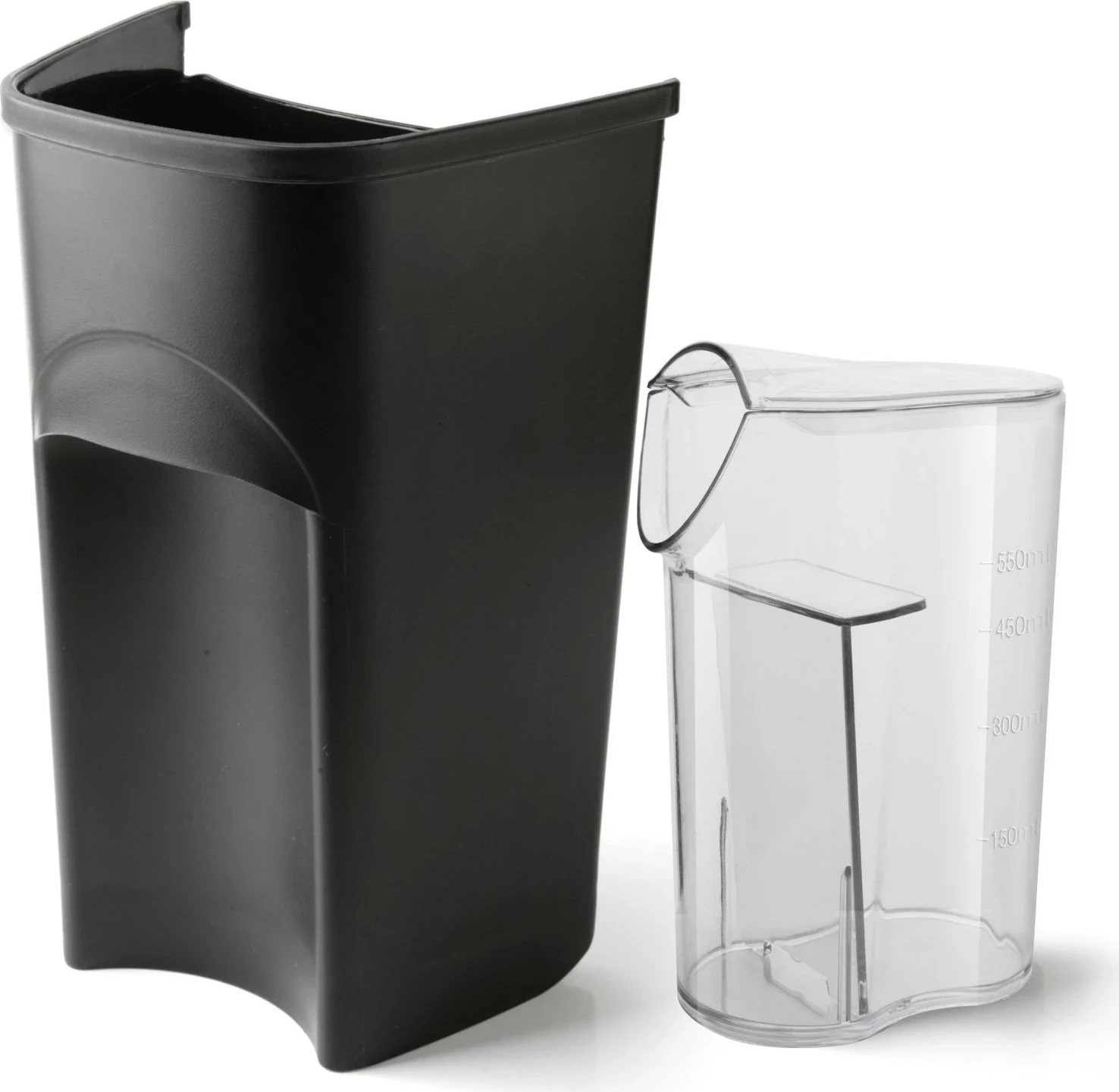 Shtrydhëse Black&Decker BXJE600E 600W e zezë