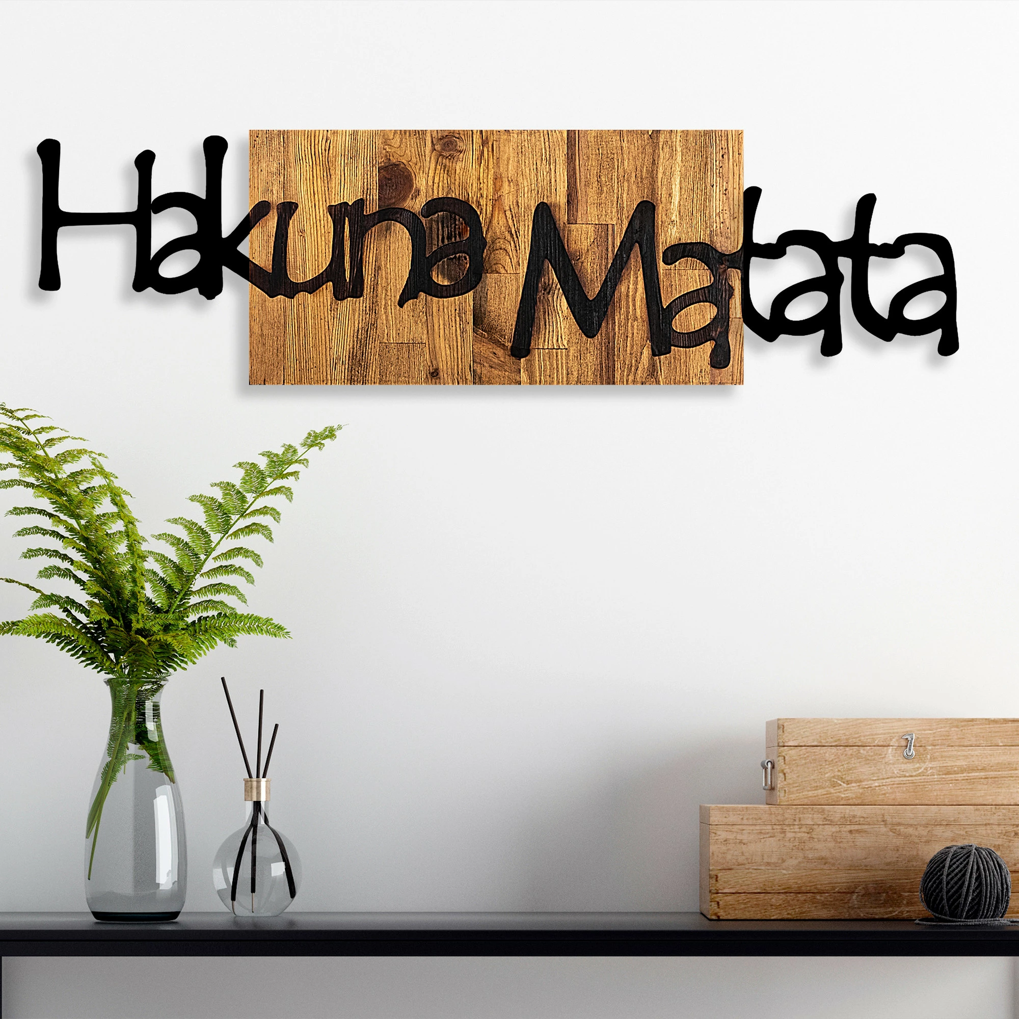 Aksesor dekorativ prej druri për mur, Wallity Hakuna Matata 4, ngjyrë e zezë dhe arre e çelët, 108x3x30cm