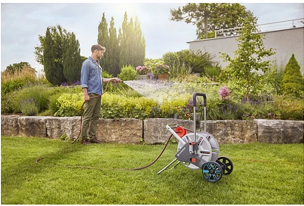 Karrocë mbështjellëse GARDENA 18547-20, manuale, 60m, metal/plastik, e zezë/inox