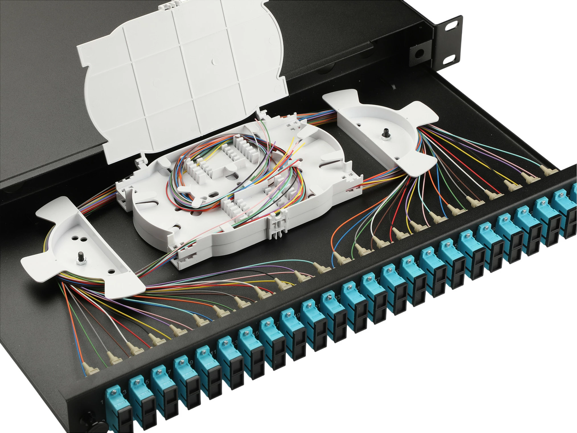 Kuti splice fiber optike Equip 337212, 24 porta LC Duplex, OM3, 1U rack, e zezë