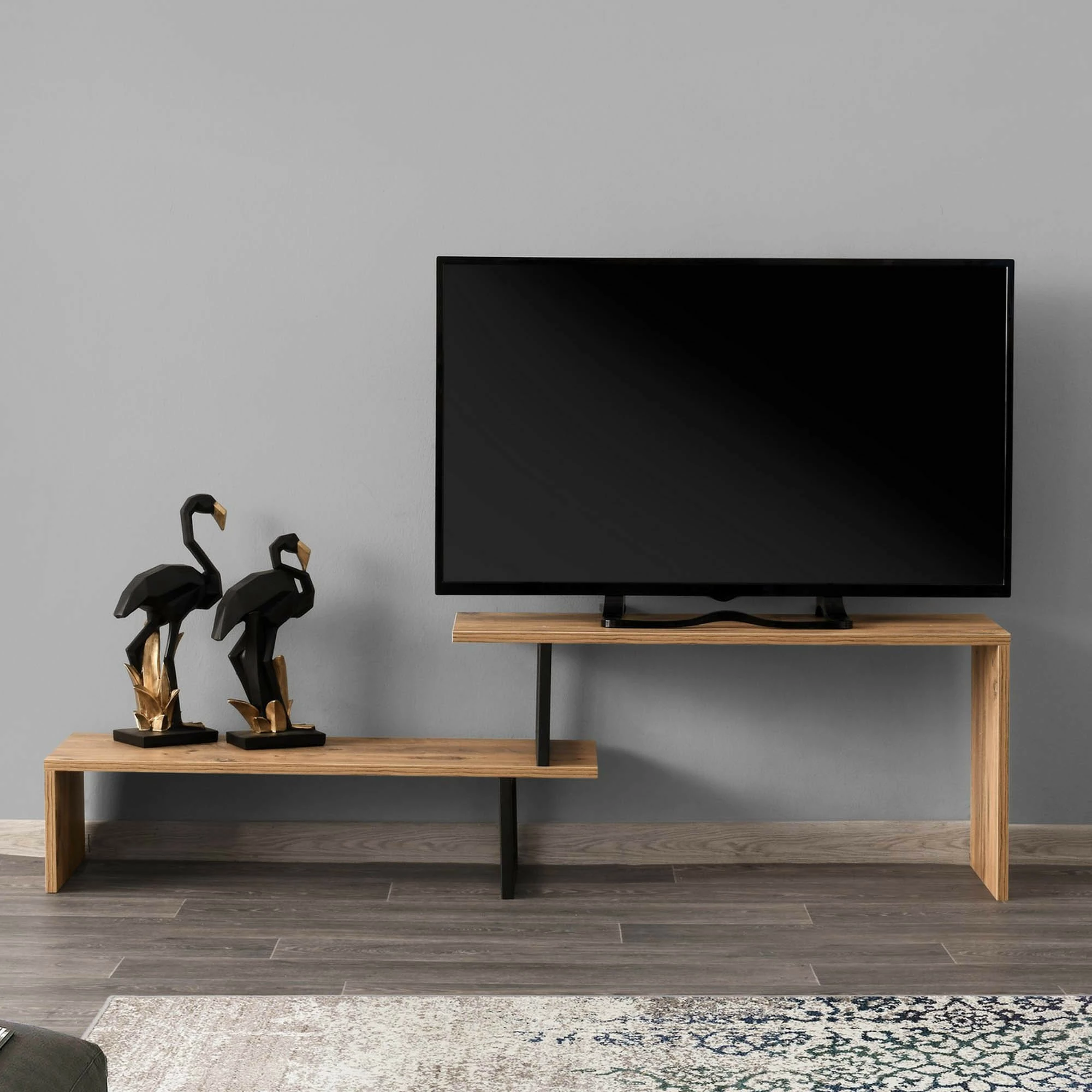 Komodë TV Hanah Home, Ovit, ngjyrë pishe dhe e zezë