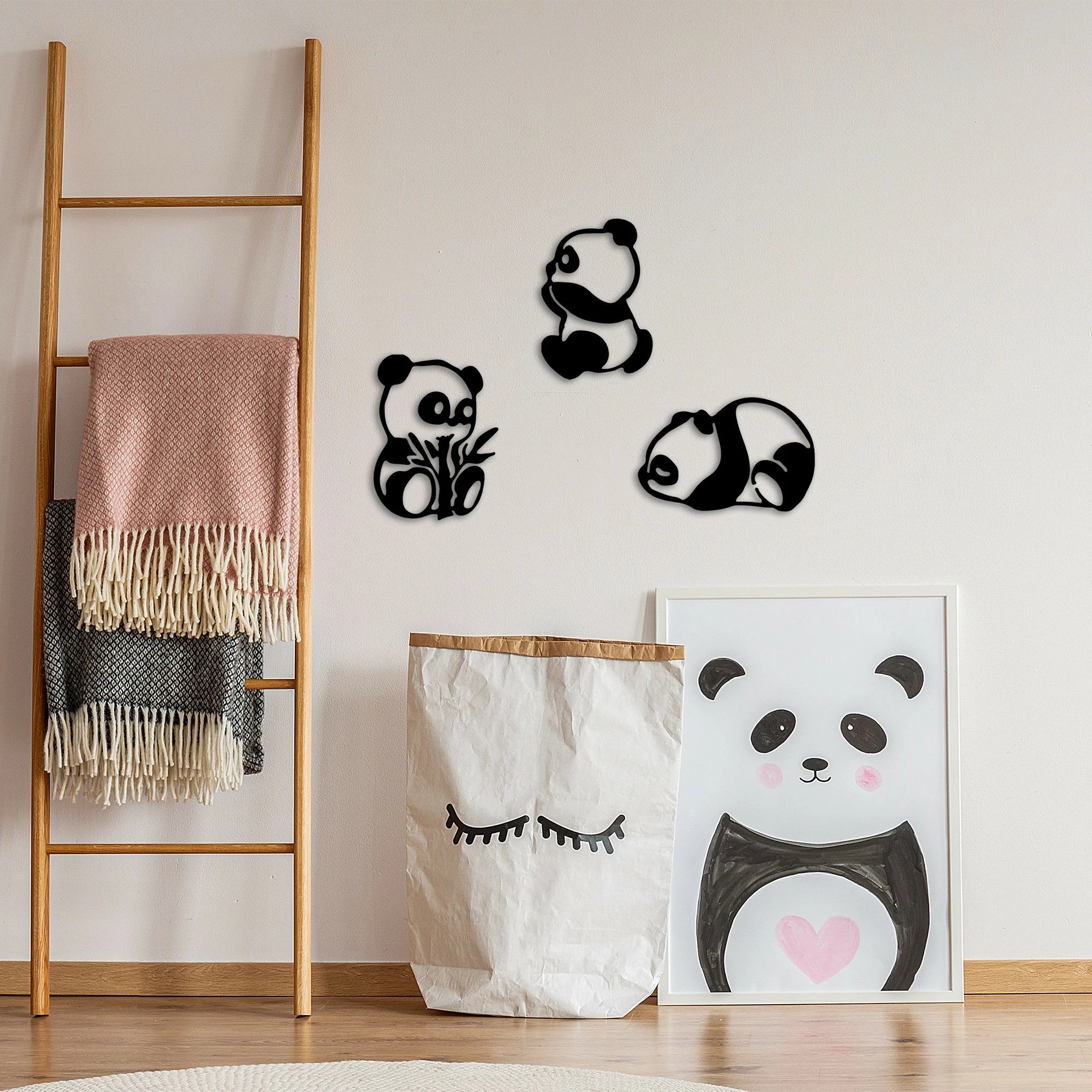 Aksesor dekorativ metalik për mur, panda, Wallity, 3 copë, ngjyrë e zezë, 18x26cm, 20x27cm, 28x18cm