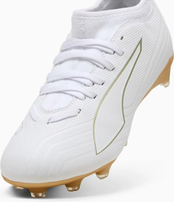 Atlete futbolli për fëmijë Puma Ultra 6 Match Jr FG/AG 108701-04 [Madhësia: 37.5]