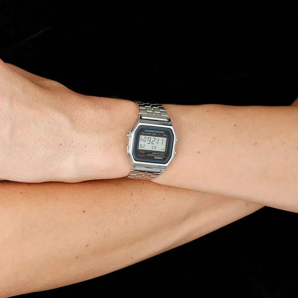 Orë dore Casio A159WA-N1, e argjendtë