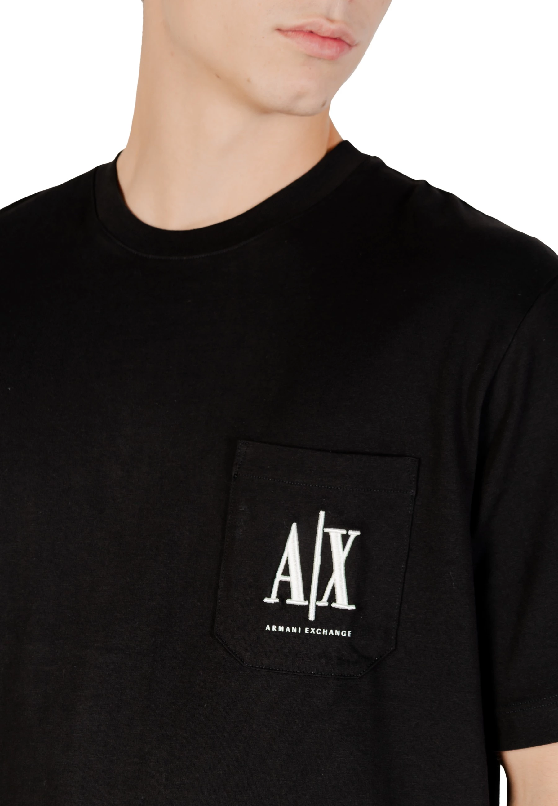 Maicë për meshkuj Armani Exchange XM000366 AF12308, e zezë [Madhësia: XS]