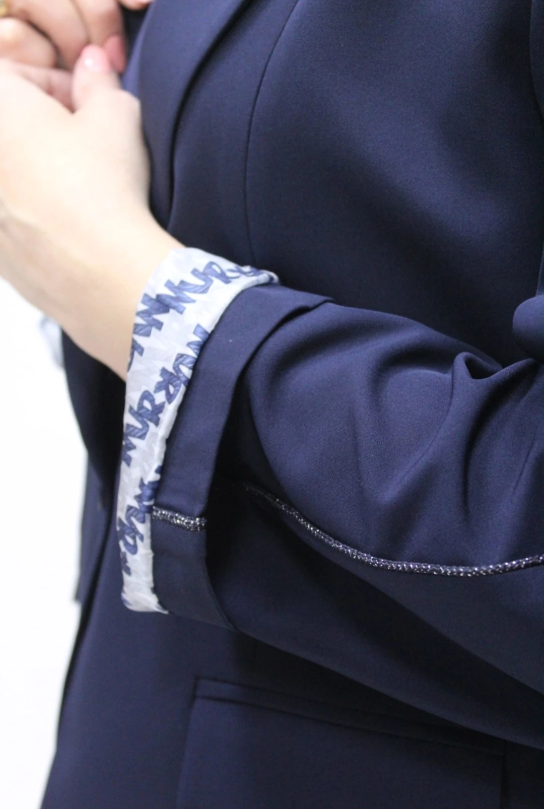 Komplete për femra Nevre , e kaltër e mbyllët