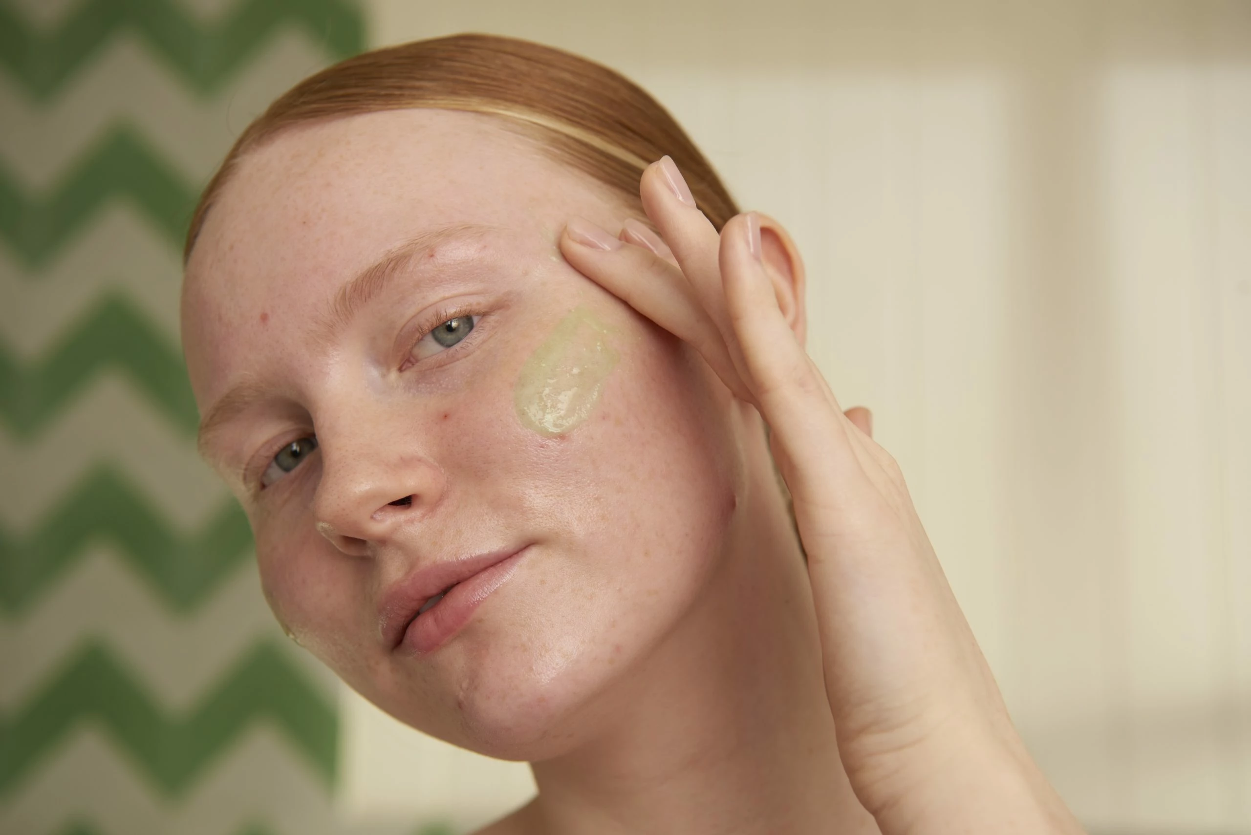 Tea Tree - Scrab Ditorë për pastrimin e fytyrës 125 ML