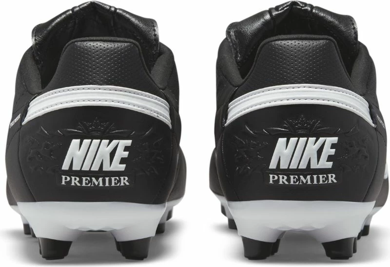 Atlete futbolli për meshkuj Nike, të zeza