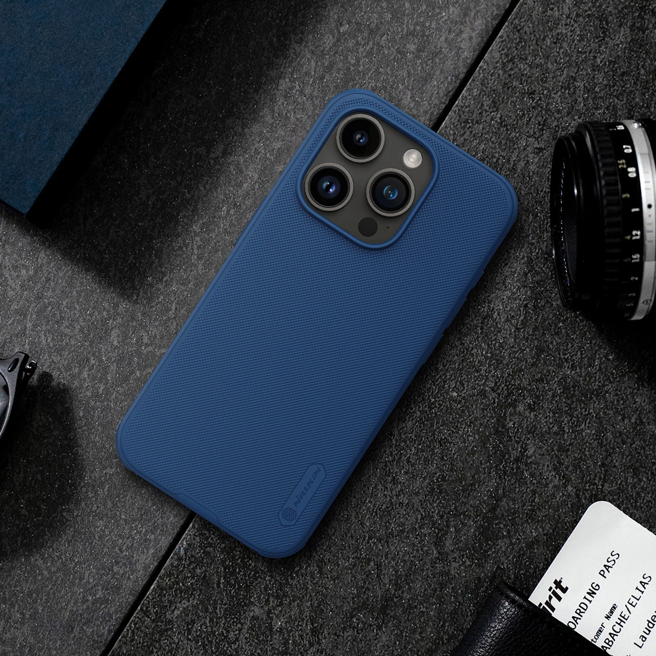 Mbështjellës Nillkin Super Frosted Shield Pro Magnetic për iPhone 15 Pro, i zi