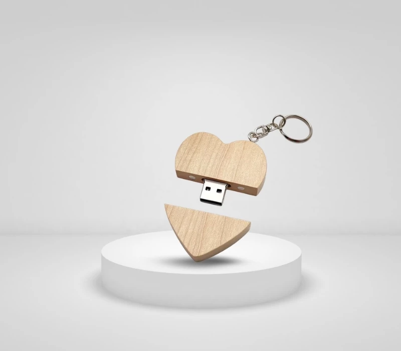 USB Flash Drive 16GB prej Druri në Formë Zemre për Dhuratë