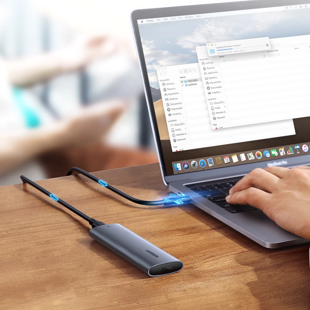 Kasë Ugreen CM400 për SSD M.2 B-Key SATA, USB 3.2, 5Gbps, Gri