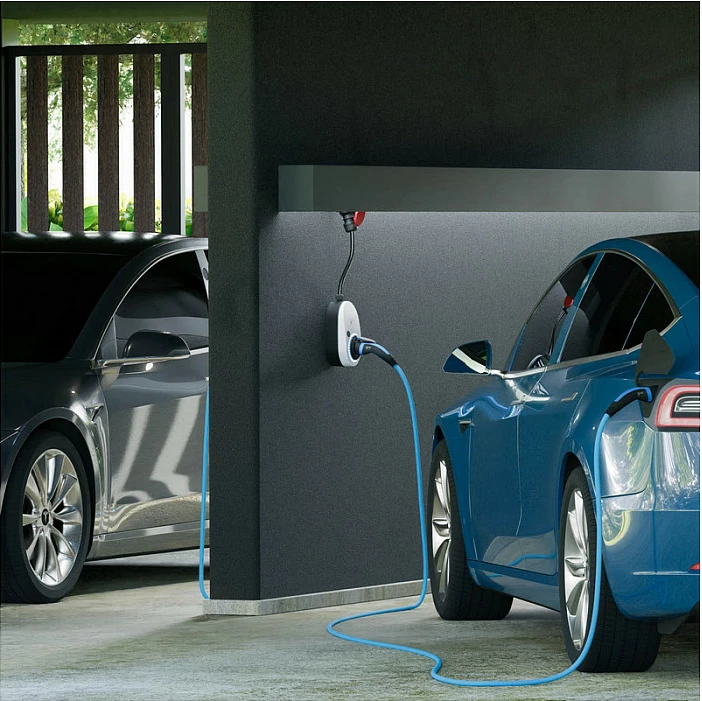 Karikues për veturë elektrike go-eCharger Gemini flex, 22 kW, Type 2, 32A 3-fazor, Wi‑Fi/RFID, bardhë/zezë