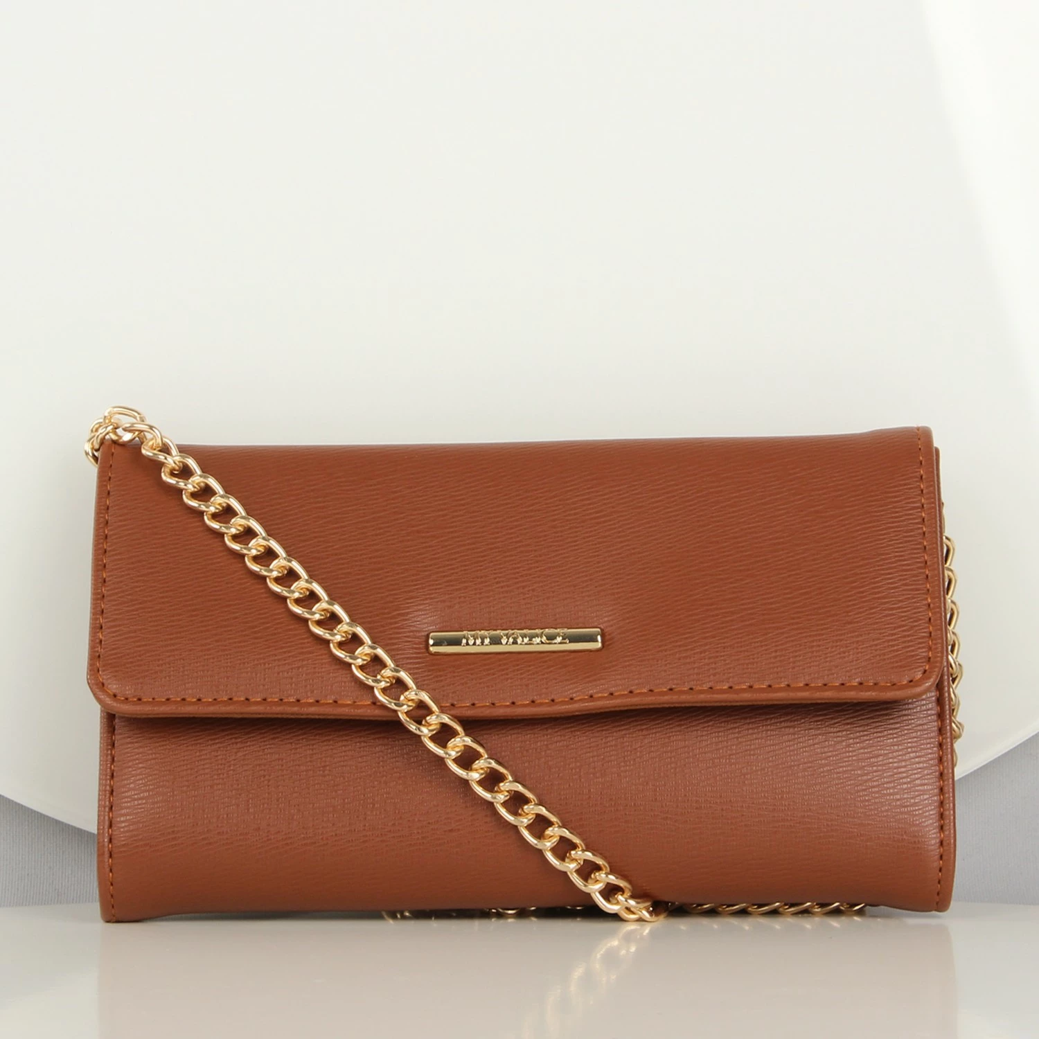 Kuletë crossbody prej lëkure, ngjyrë tan, zinxhir, Zoozie Bags, 1418